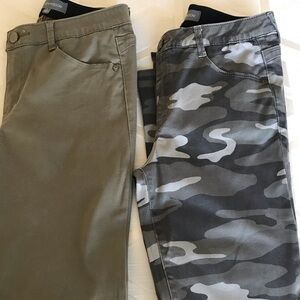 Wit & Wisdom women’s pants. Camouflage and army green. Like new. Barely worn.